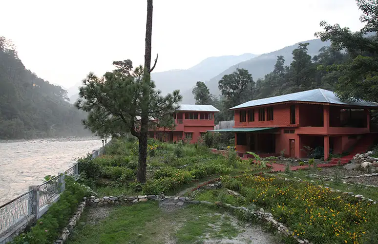 Purna Vidya center in Tapasyalayam, India